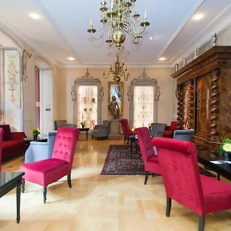 Hotell & Le Bouclier D'or