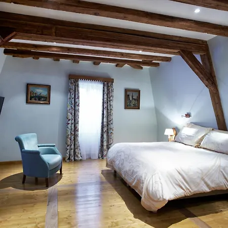 Отель & Le Bouclier D'or