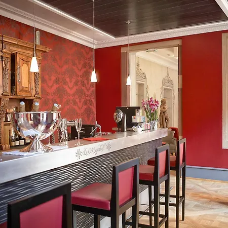 Отель & Le Bouclier D'or