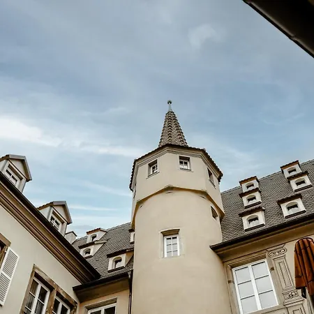 & Le Bouclier D'or Страсбург