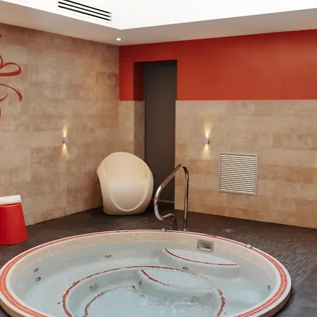 & Le Bouclier D'or Страсбург