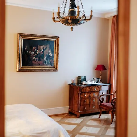 & Le Bouclier D'or Hotel Straatsburg