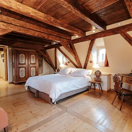 & Le Bouclier D'or Hotell
