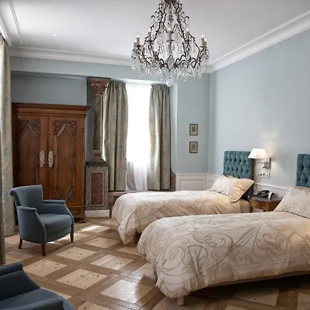 & Le Bouclier D'or Hotell
