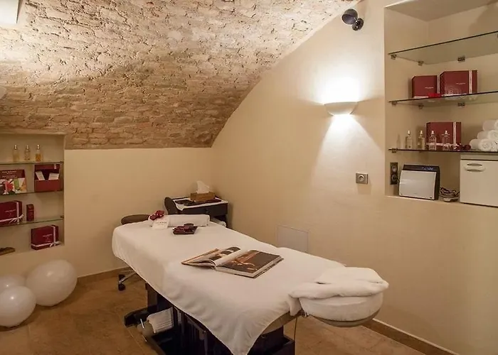 ＆ スパ ル ブクリア ドール 4*