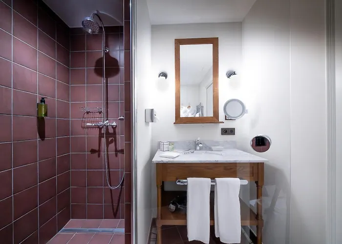 & Le Bouclier D'or 4* Straatsburg