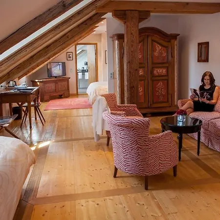 & Le Bouclier D'or Hotel