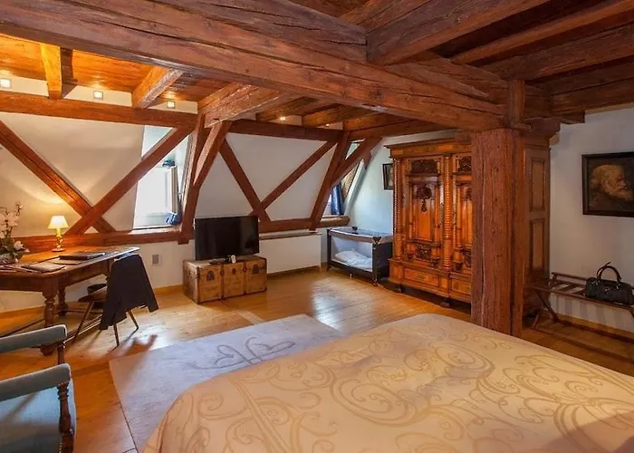 & Le Bouclier D'or Hotel 4*