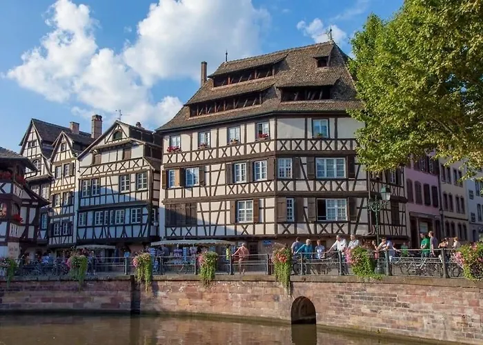 & Le Bouclier D'or Hotel