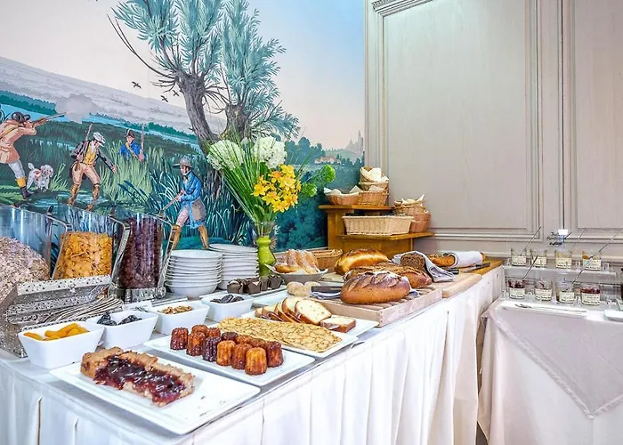 Hotel & Le Bouclier D'or 4*