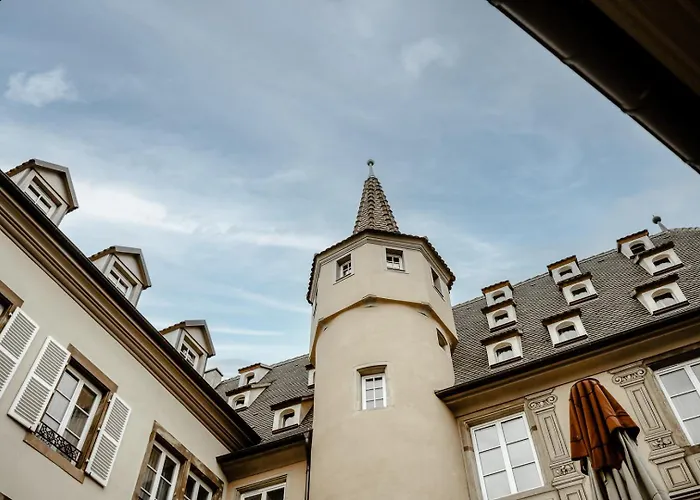 & Le Bouclier D'or Straatsburg