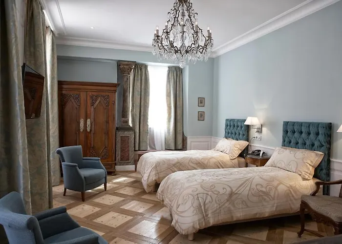 & Le Bouclier D'or Hotel